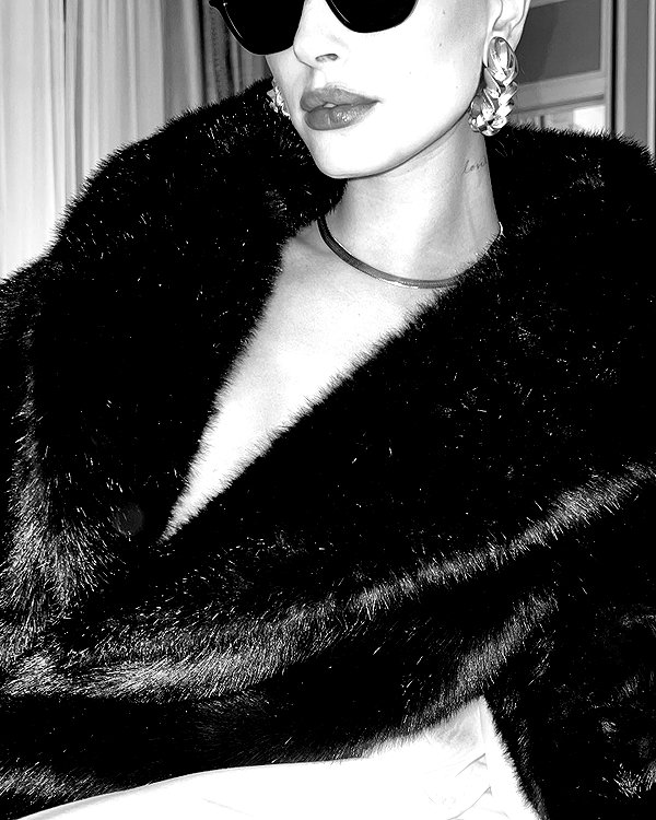 haileybieber instagram image archive image
