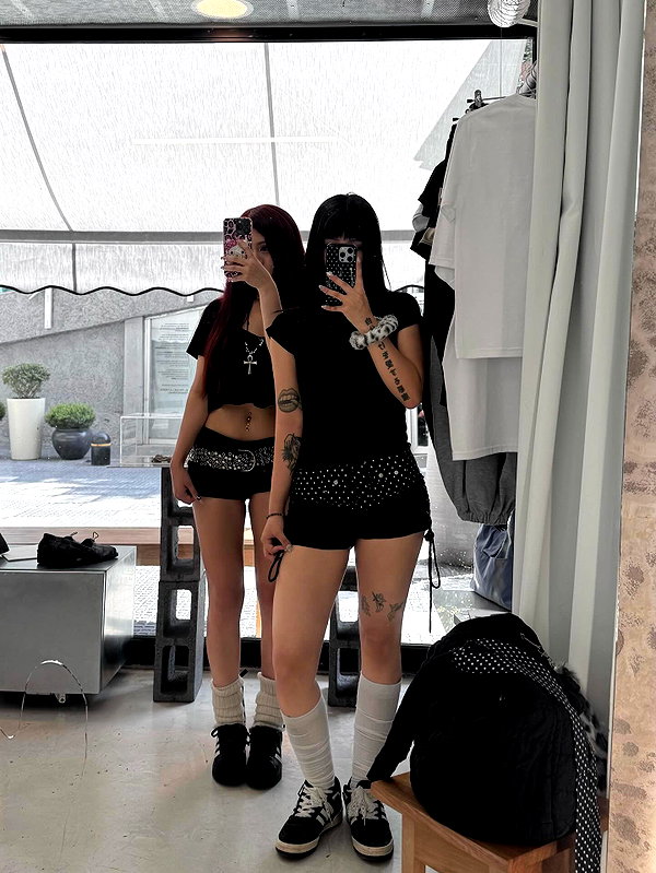 connie.01j instagram image archive image