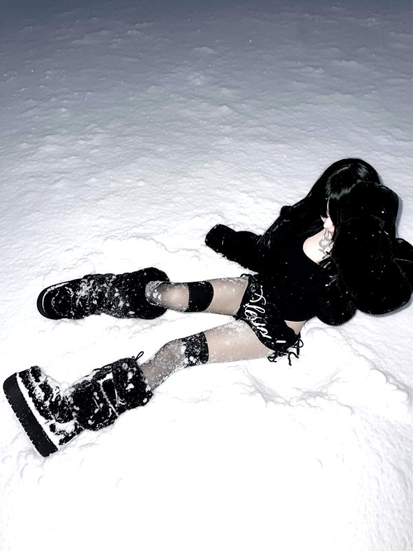 9unxx7 instagram image archive image