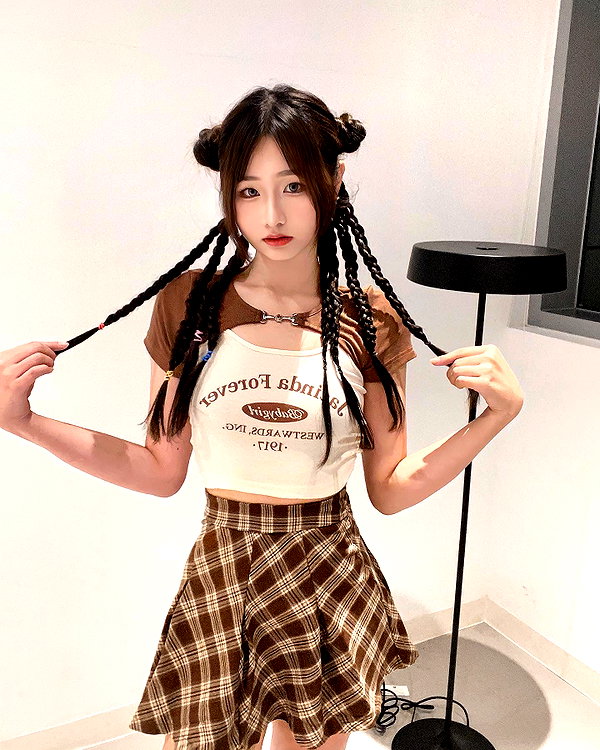 lai_931201 instagram image archive image