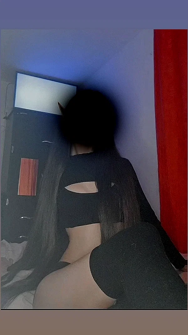shevaal_x instagram image archive image