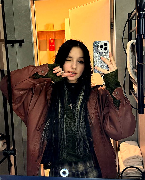itsnokiiia instagram image archive image