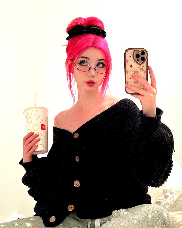 danielle.mercedie instagram image archive image