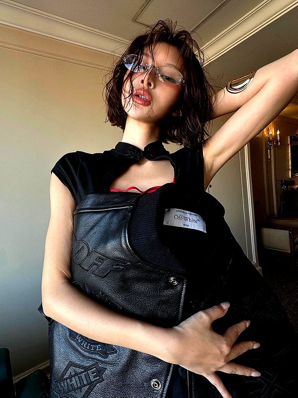 ll.lu1s instagram image archive image