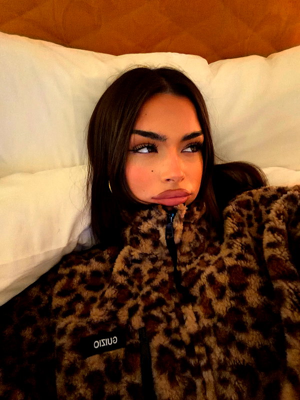 oliviaphillipps instagram image archive image