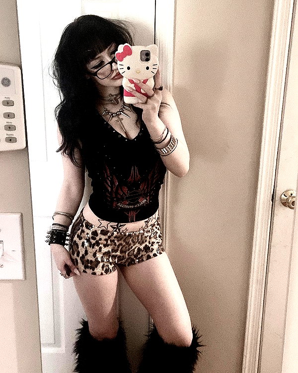 dollparts444 instagram image archive image
