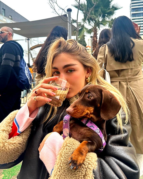 maya.keyy instagram image archive image