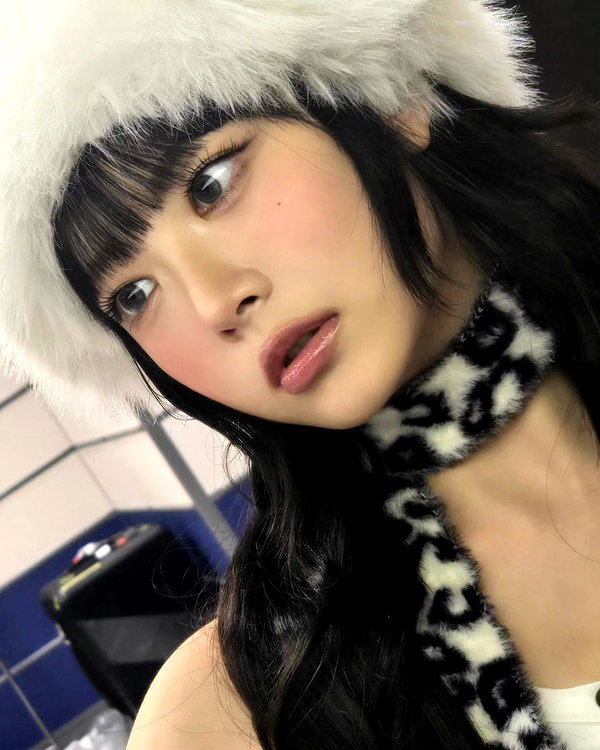 hhh.e_c.v instagram image archive image