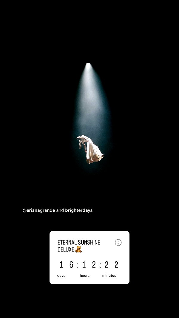 arianagrande instagram image archive image