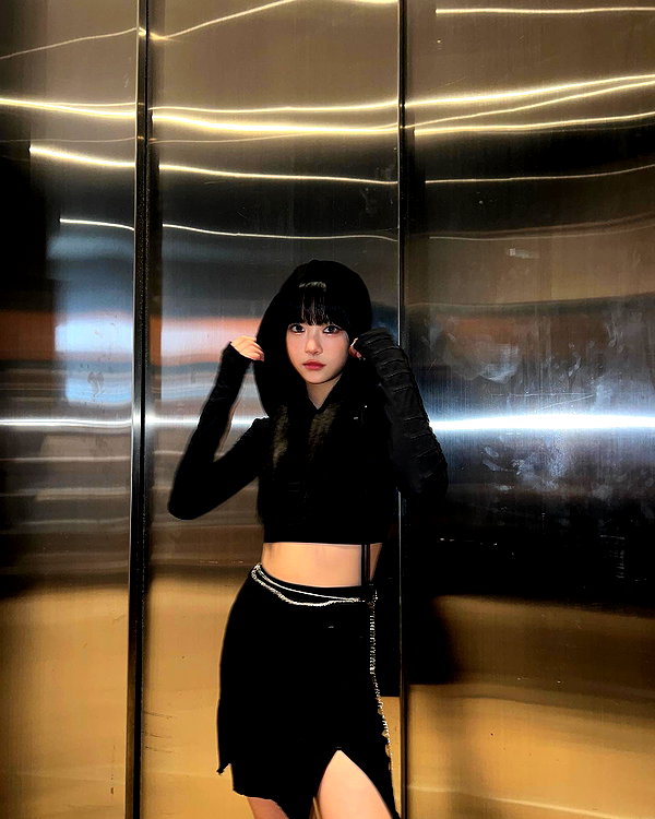 hhh.e_c.v instagram image archive image