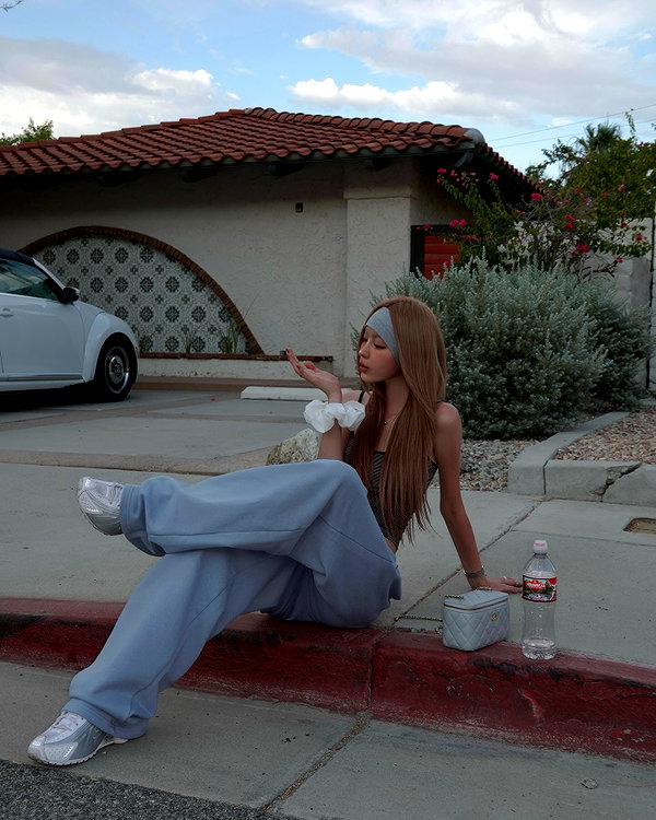 daxbin instagram image archive image
