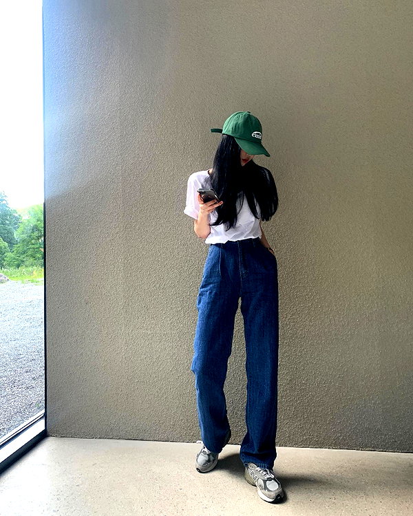 daxbin instagram image archive image