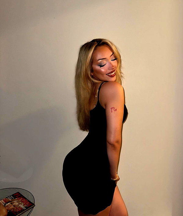v.qx instagram image archive image