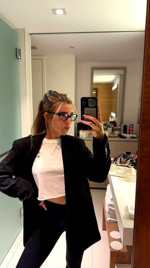 annezivi instagram image archive image