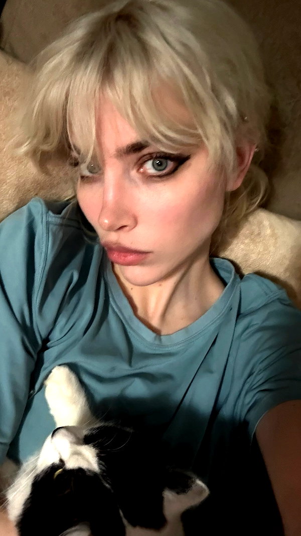 alien.hanna instagram image archive image
