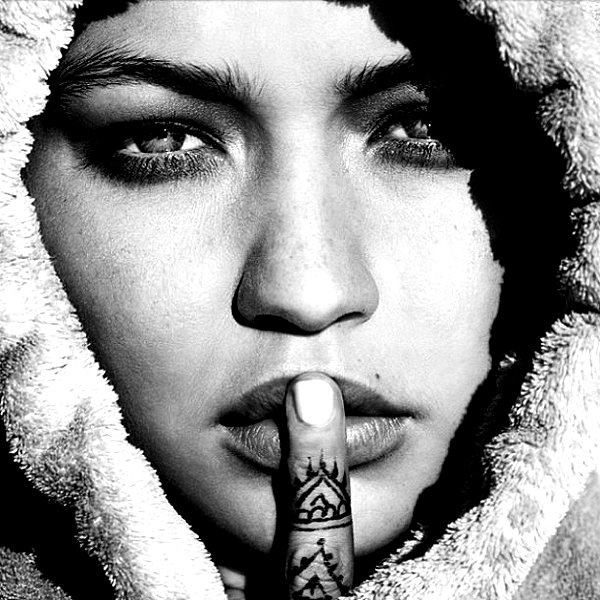 gigihadid instagram image archive image
