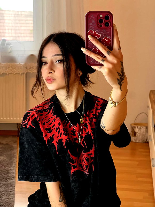cata.leyah instagram image archive image