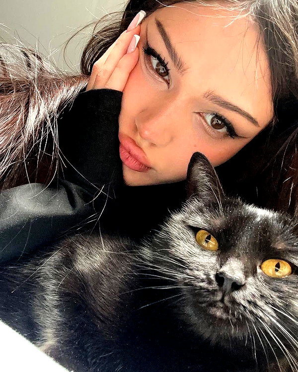 uhgdolls instagram image archive image