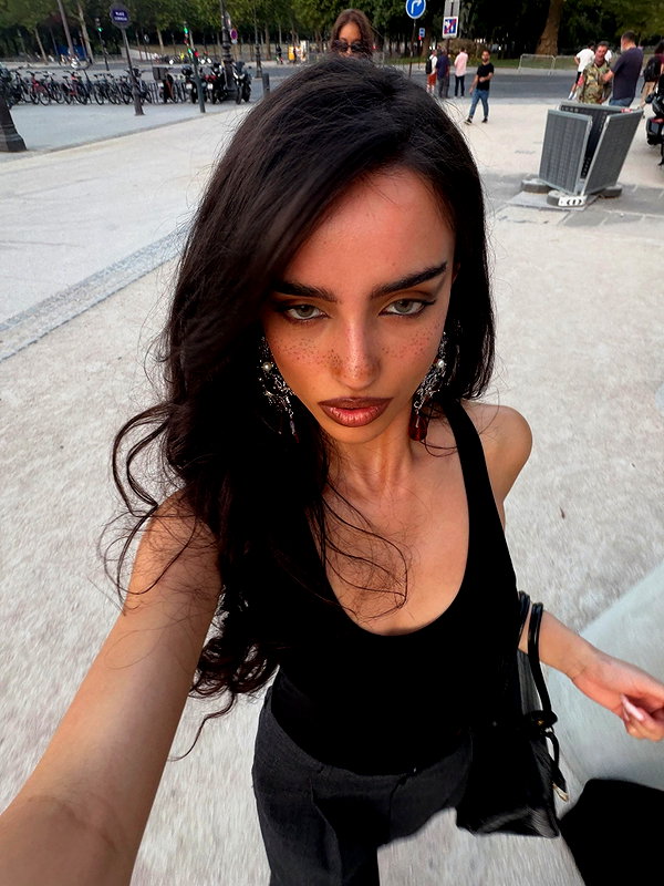 ellachristo instagram image archive image