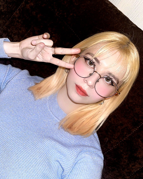 luly1980s instagram image archive image