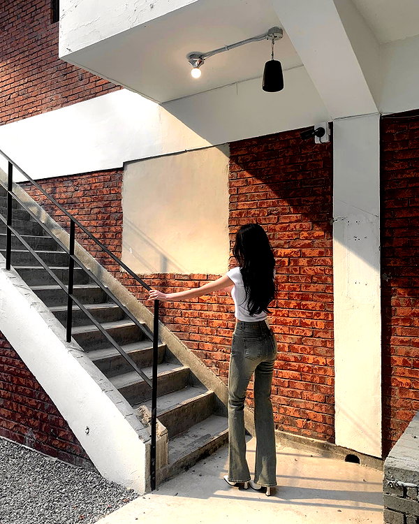 daxbin instagram image archive image