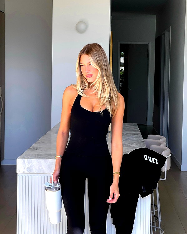 sophiebatzloff instagram image archive image