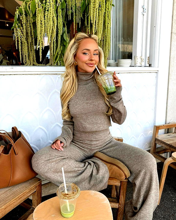 allieauton instagram image archive image