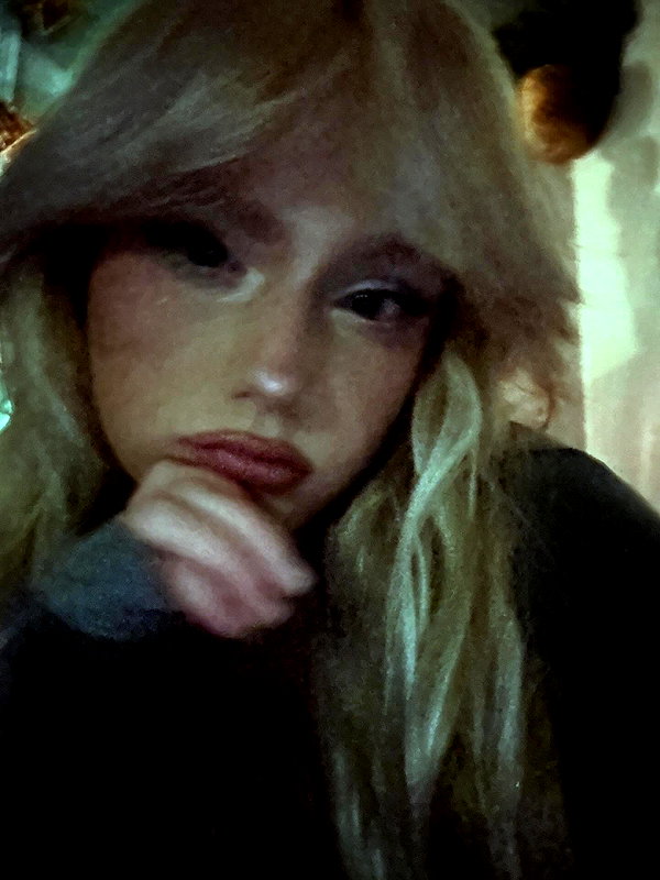 olivia.bolgerr instagram image archive image