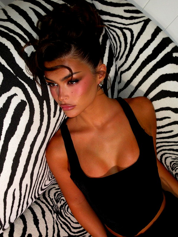 oliviaphillipps instagram image archive image
