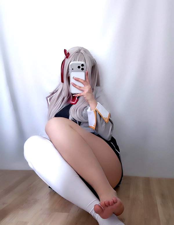 meowforlili instagram image archive image