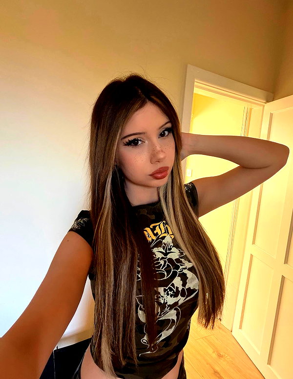 cherrycatxox instagram image archive image