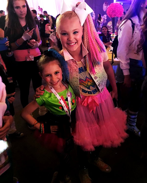 ellianawalmsley instagram image archive image