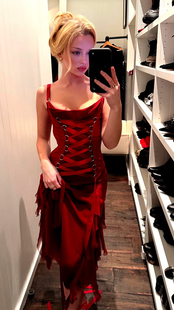 skylasanders instagram image archive image