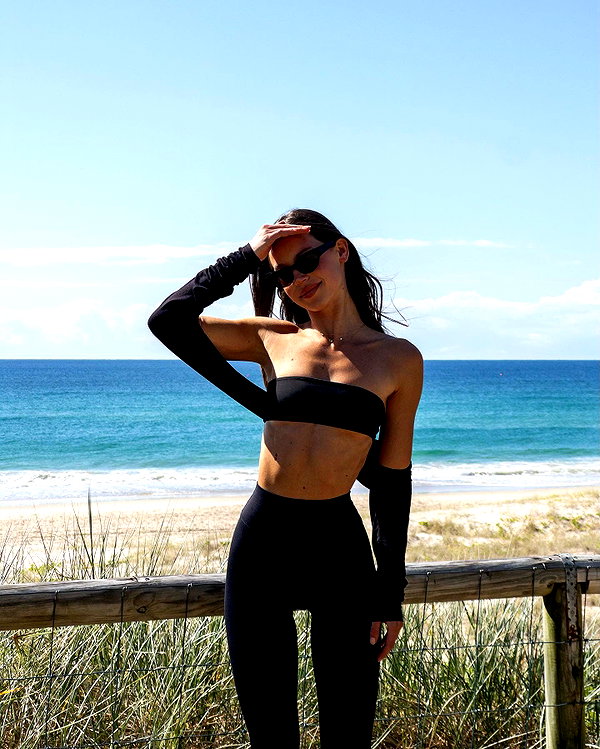 olivia.mathers instagram image archive image