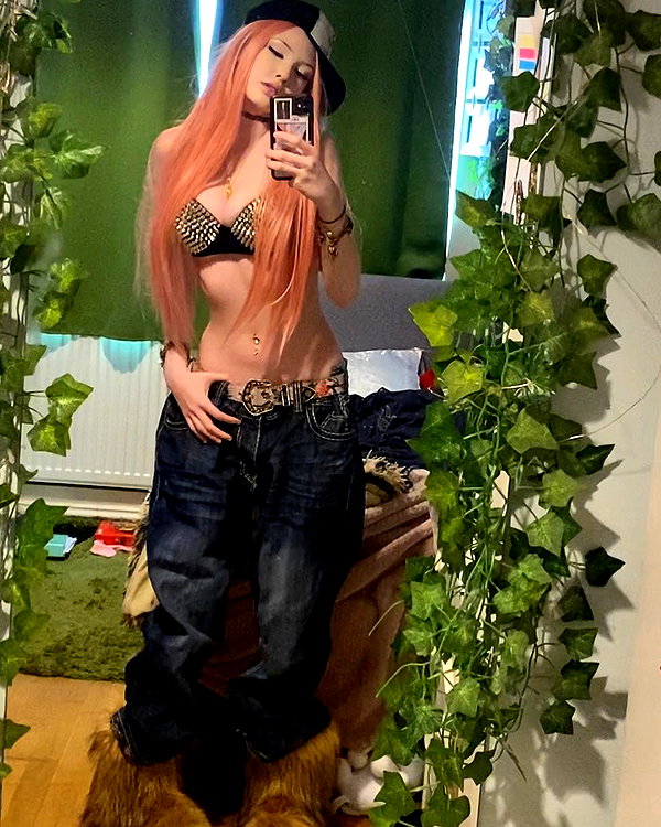 april._.ha instagram image archive image