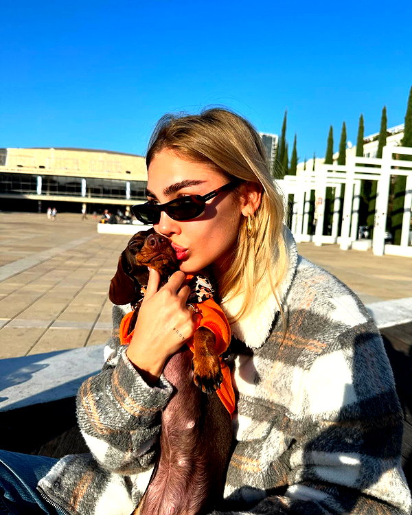 maya.keyy instagram image archive image