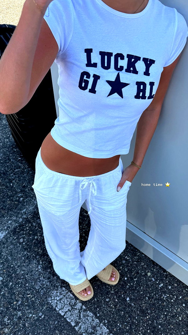 hollyjai archive image