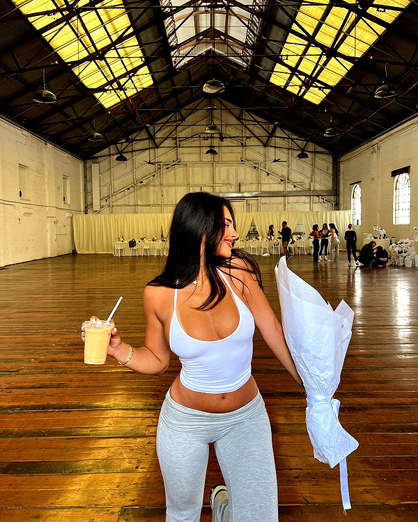 godbless_jess instagram image archive image