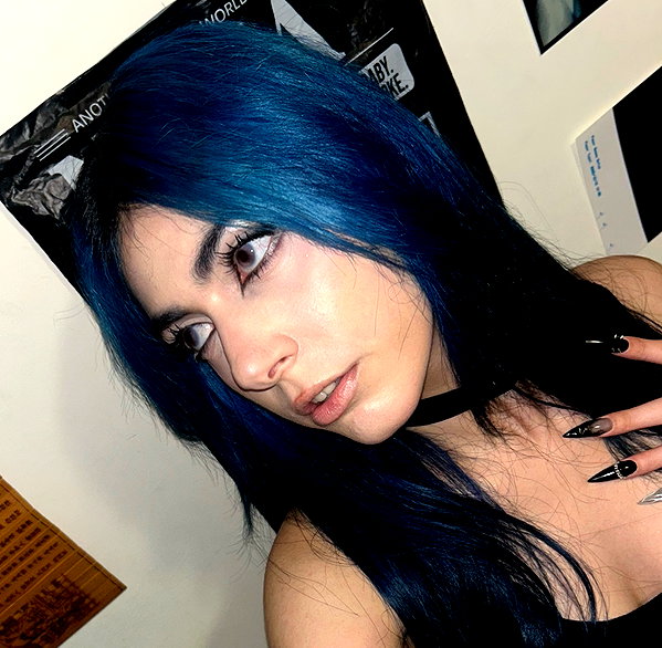 ayash.hila instagram image archive image