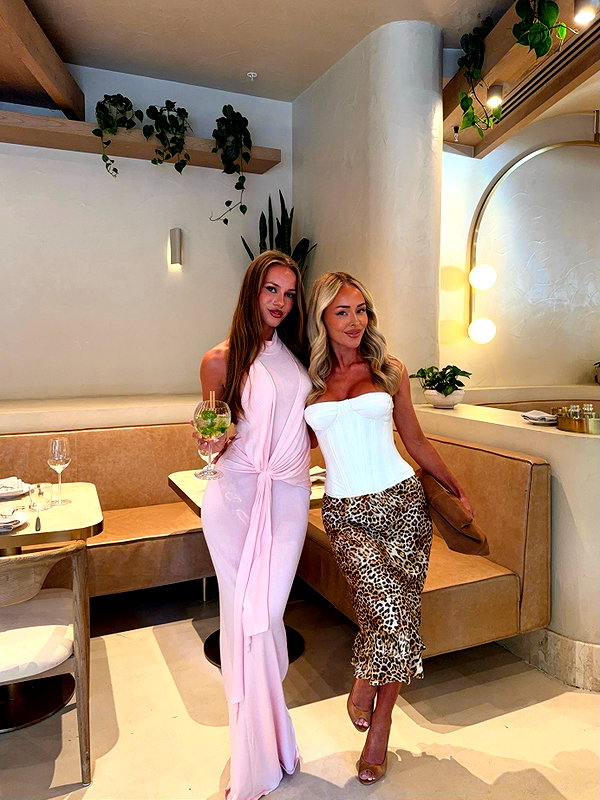 allieauton instagram image archive image