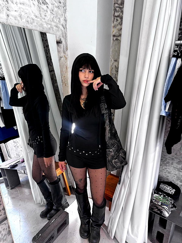 connie.01j instagram image archive image
