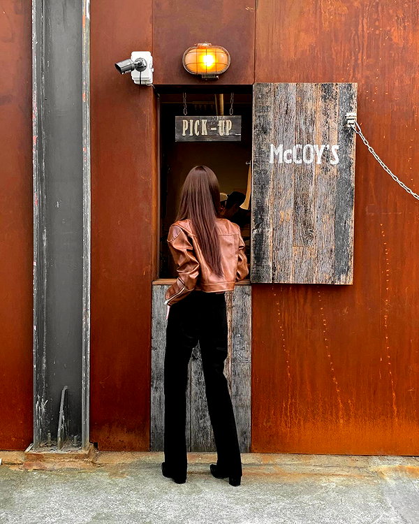 daxbin instagram image archive image