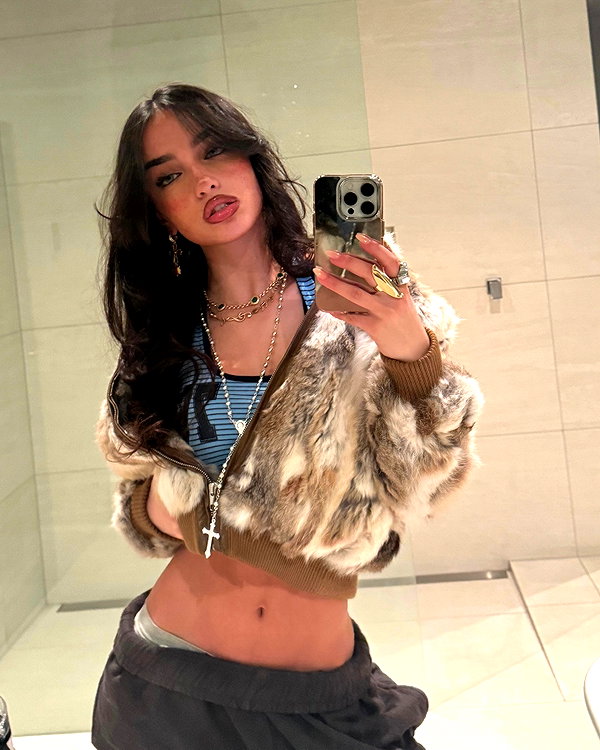 ellachristo instagram image archive image