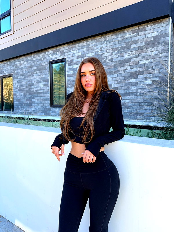 staskaranikolaou instagram image archive image
