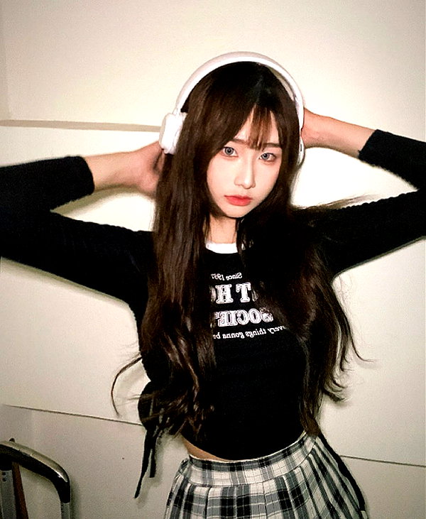 lai_931201 instagram image archive image