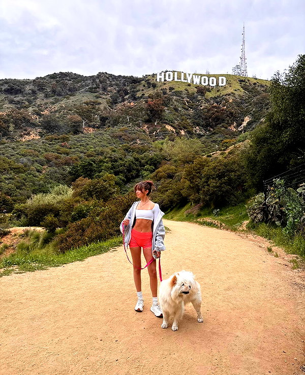 chloerosenbaum instagram image archive image