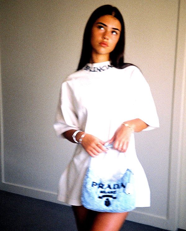 leahhalton instagram image archive image