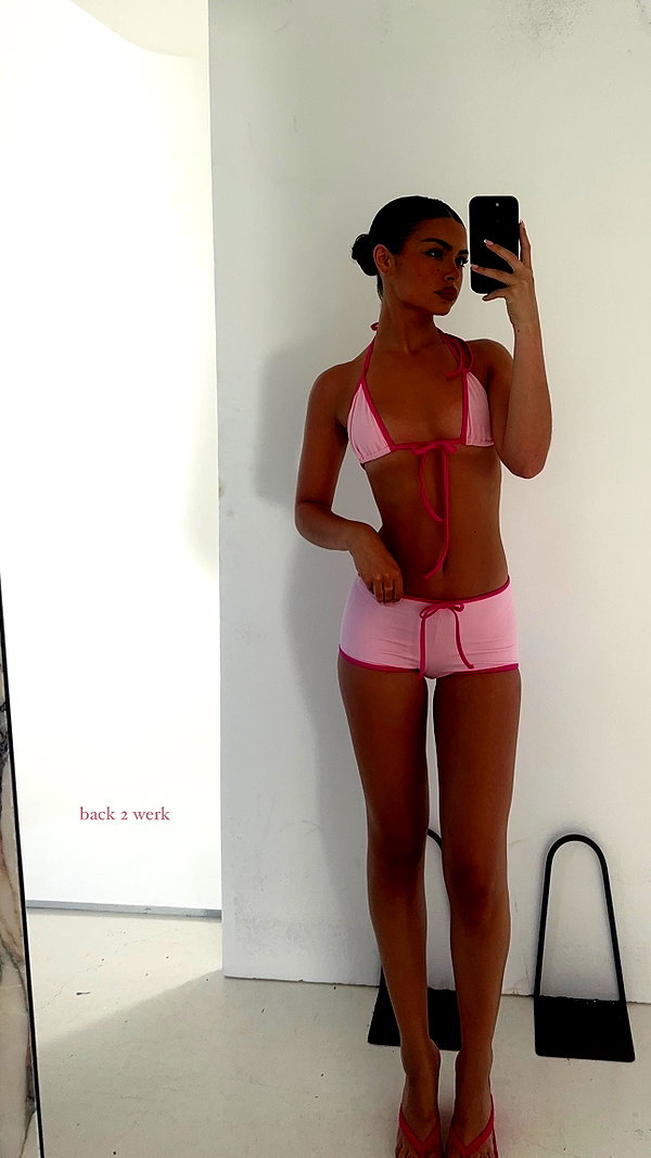 oliviaphillipps instagram image archive image