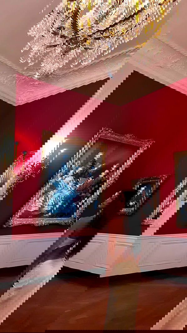 leonanaomii image ~ Altpins