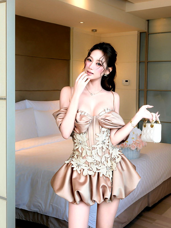 lyhythuedoxinh instagram image archive image
